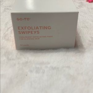 Exfoliating swipeys 50 pads